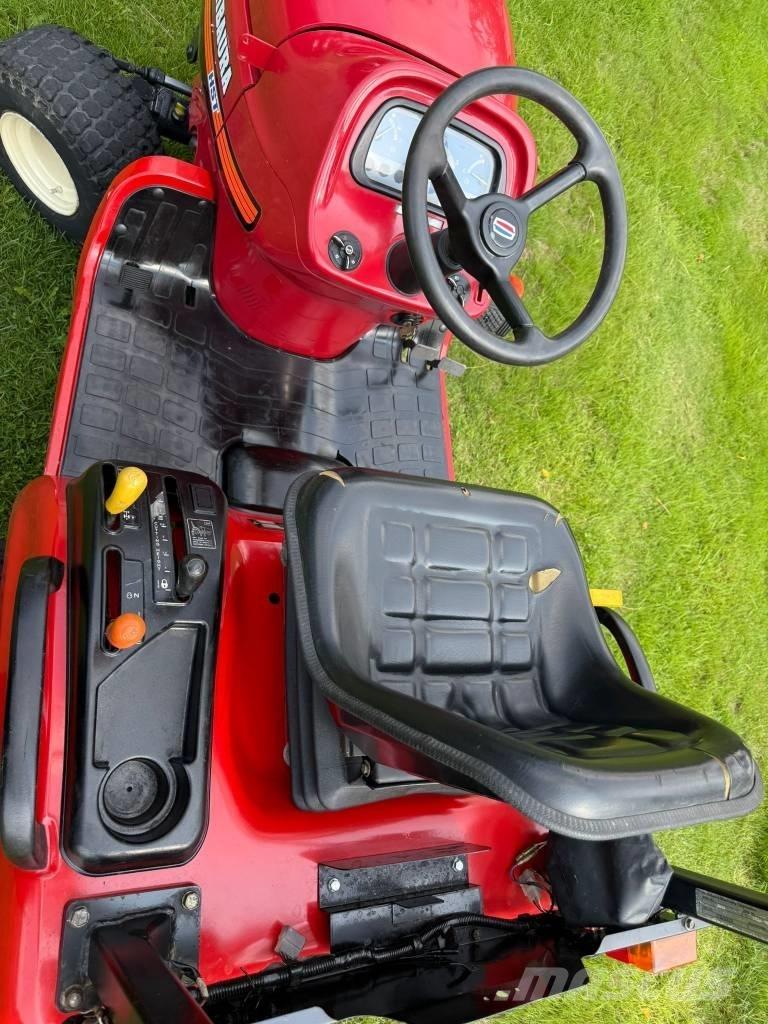 Shibaura SX 24 Kompaktie traktori