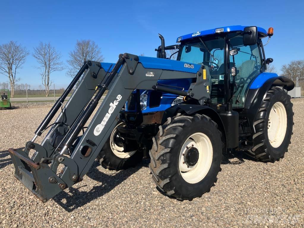 New Holland TS 115 A Traktori