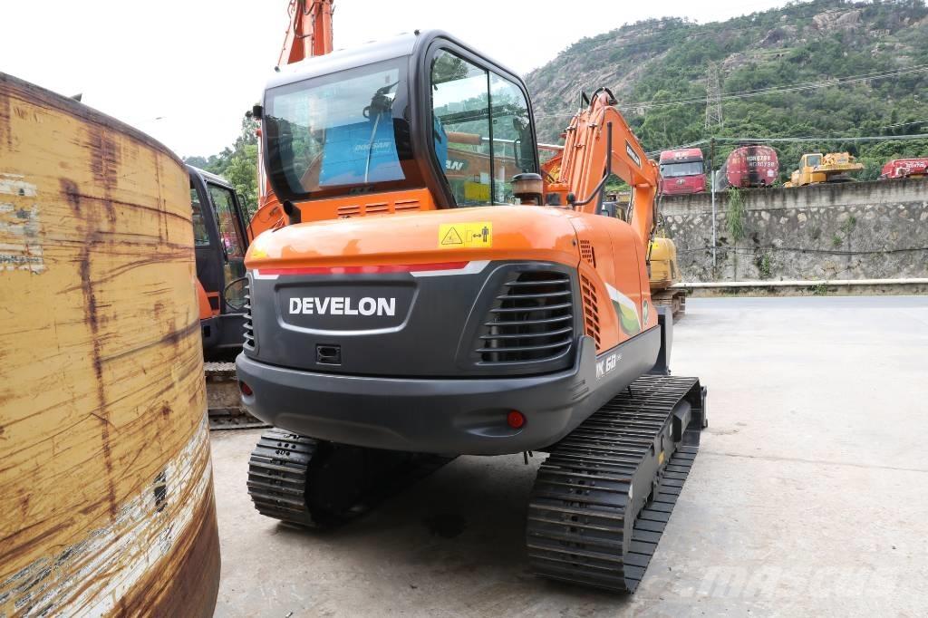 Develon DX 60 E-10 N Ekskavatori uz riteņiem