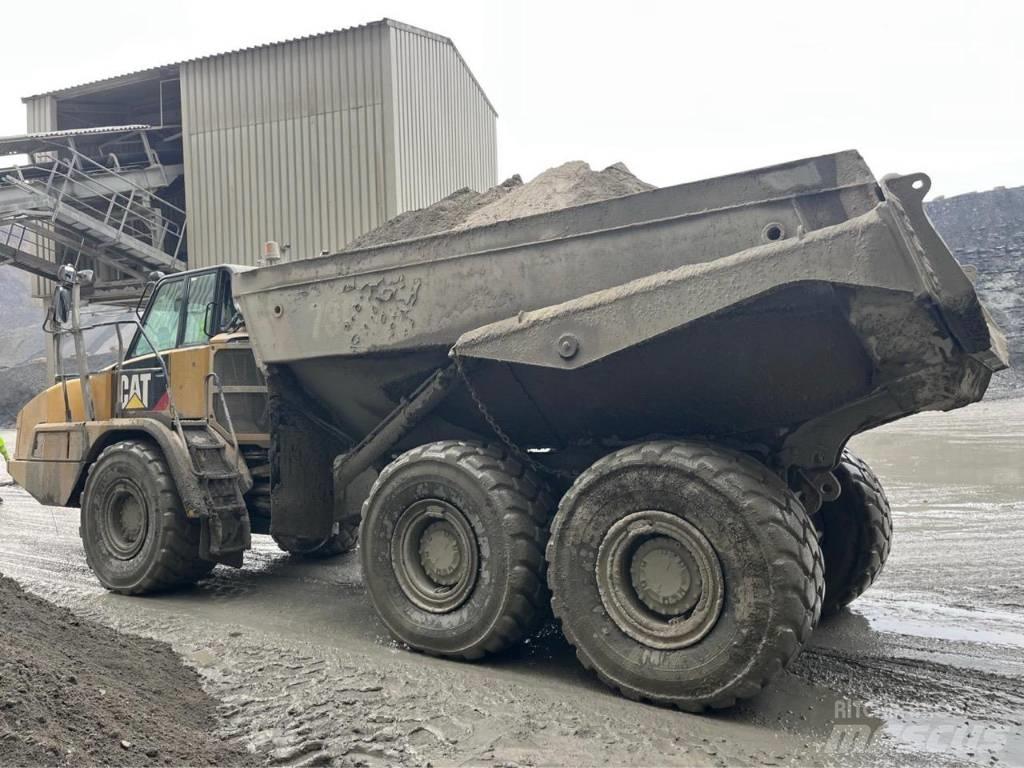 CAT 730 C Artikulētie pašizgāzēji
