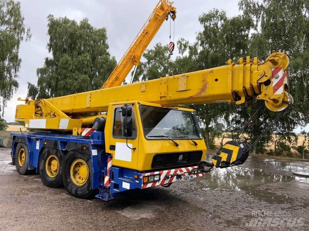 Grove GMK 3050 Visurgājēji celtņi