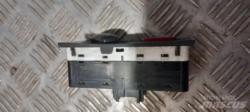 Scania R 440.   1900317 Kabīnes un interjers