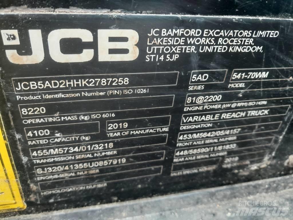 JCB 541-70 Lauksaimniecības pacēlāji