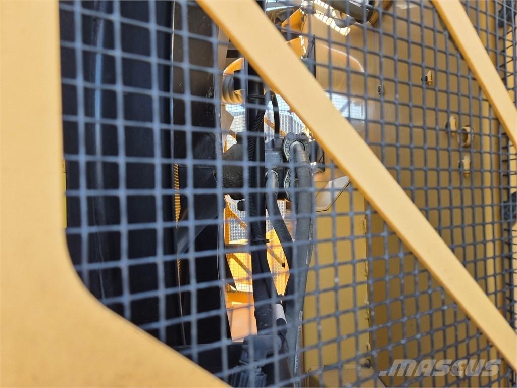 Volvo L 180 E Iekrāvēji uz riteņiem