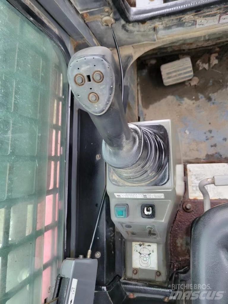 Takeuchi TL150 Lietoti riteņu kompaktiekrāvēji