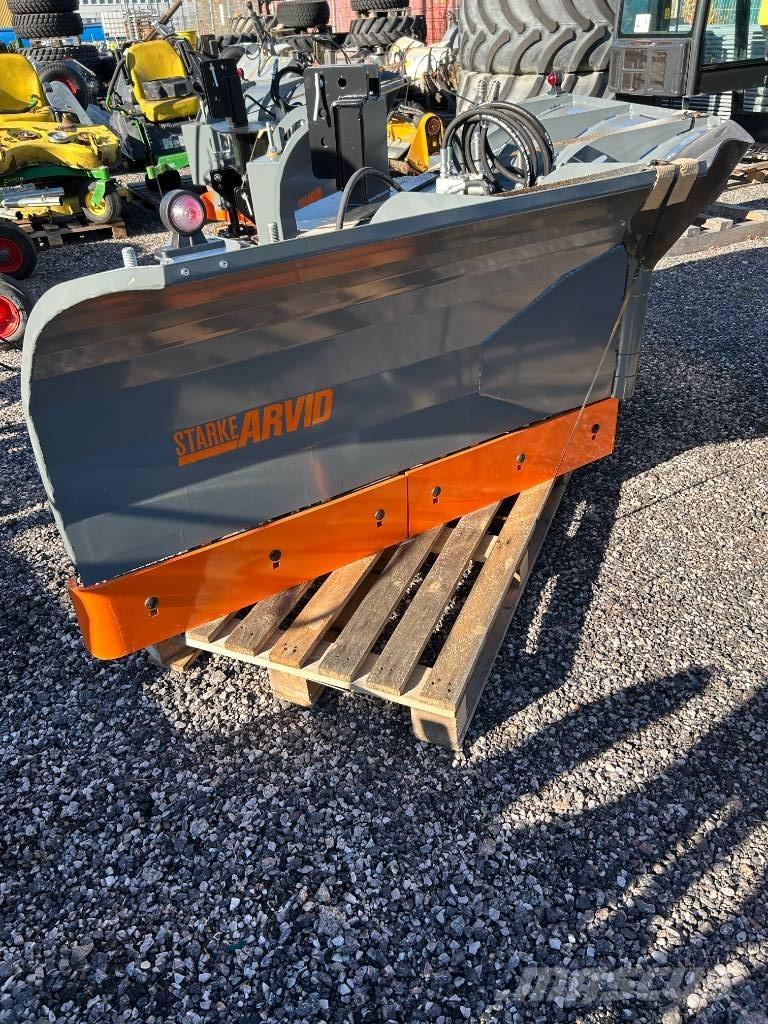 Fjärås 325 vikplog Sniega traktori