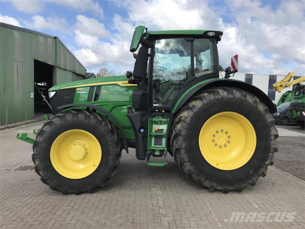 John Deere 6R 250 Traktori