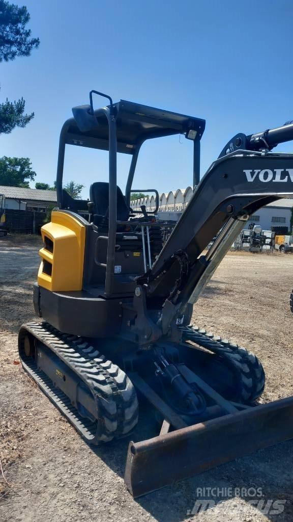 Volvo EC 27 D Mini ekskavatori < 7 t
