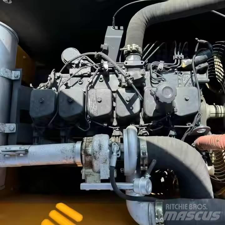 Hyundai R220LC-9S Kāpurķēžu ekskavatori