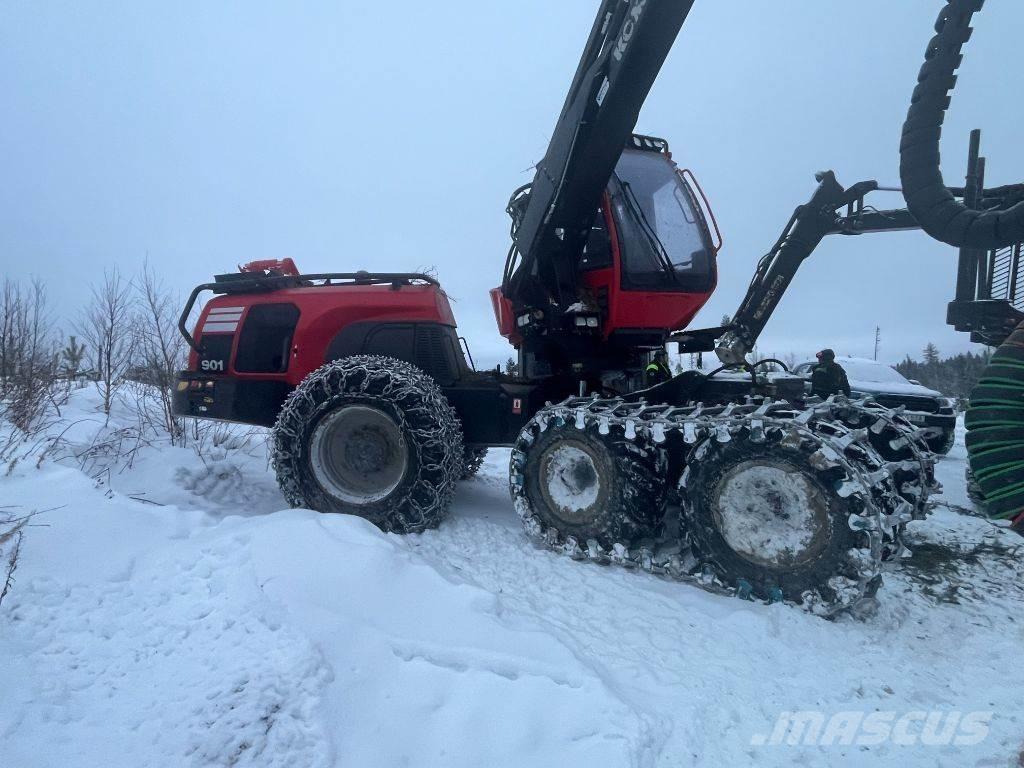 Komatsu 901 Harvesteri