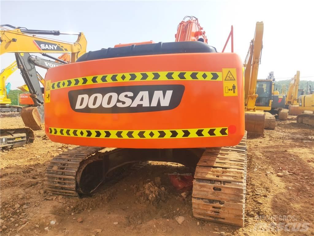 Doosan DH 220 LC-7 Kāpurķēžu ekskavatori