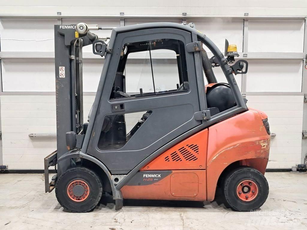 Linde H25T-02 LPG tehnika