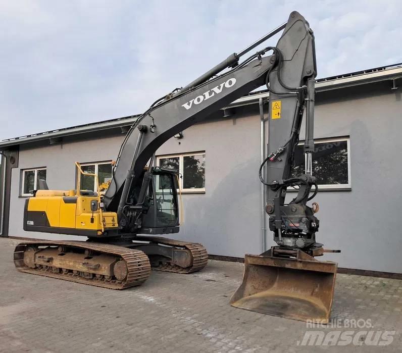 Volvo EC 220 DL Kāpurķēžu ekskavatori