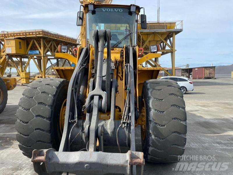 Volvo L 120 E.Ref.10 Iekrāvēji uz riteņiem