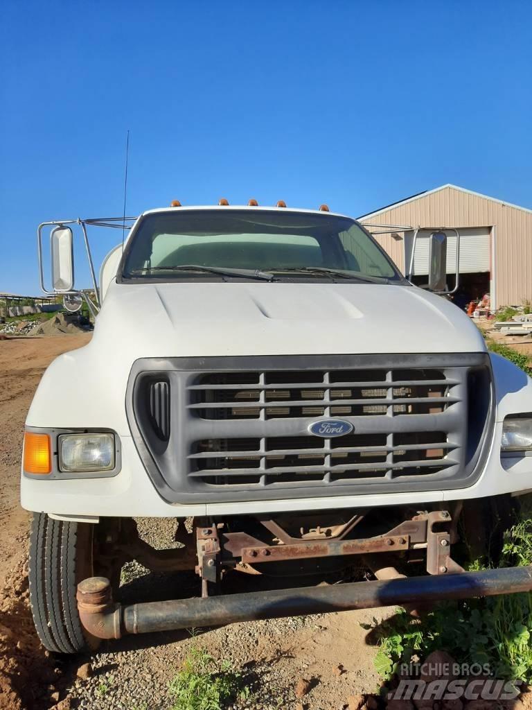 Ford F 750 Ūdens mašīnas