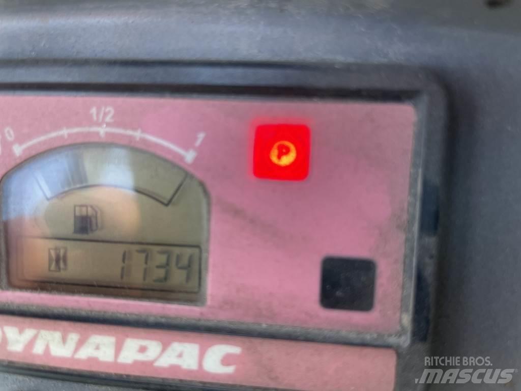 Dynapac CC1200 Divvalču grunts veltņi
