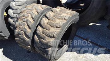 Bobcat Pneus 10-16.5 Riepas, riteņi un diski