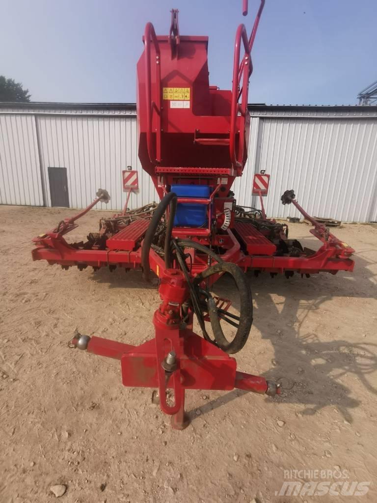 Horsch Pronto 4 DC Kombinētās sējmašīnas