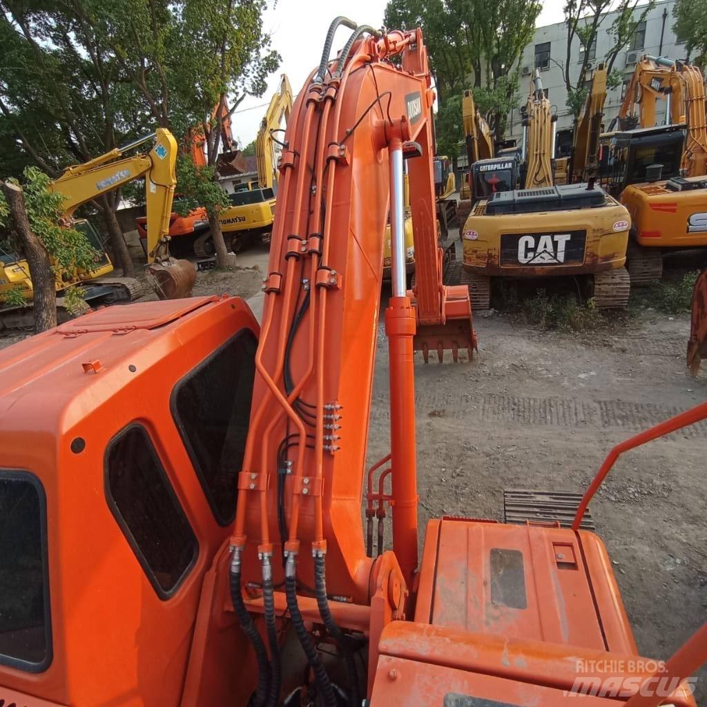 Doosan DH 220 LC-7 Kāpurķēžu ekskavatori