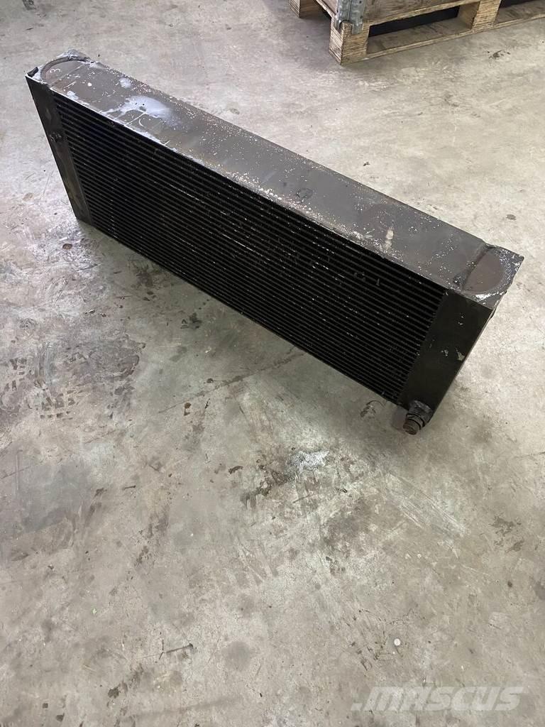 Liebherr A934C Radiatori