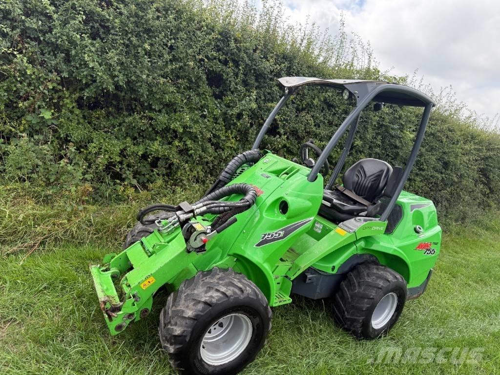 Avant 755 i Mini iekrāvēji