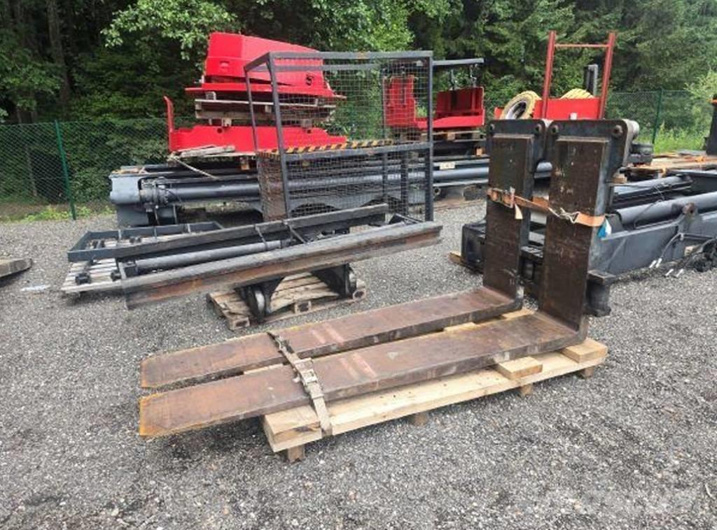 Kalmar DCE150-12 Tehnika ar dīzeļa dzinēju