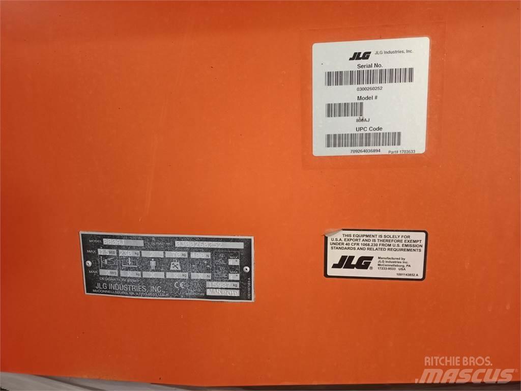 JLG 800AJ Strēles pacēlāji