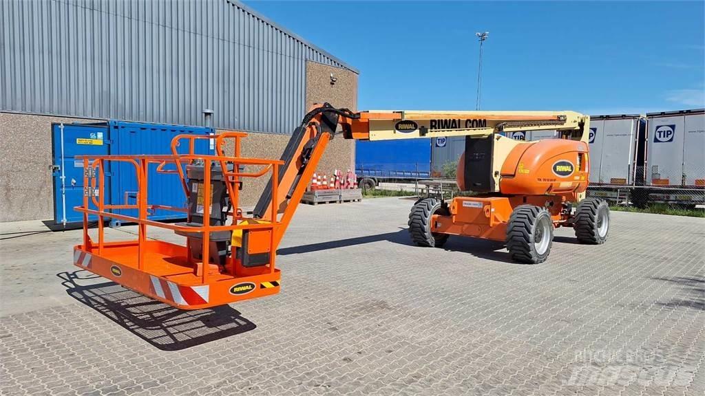 JLG 800AJG Strēles pacēlāji