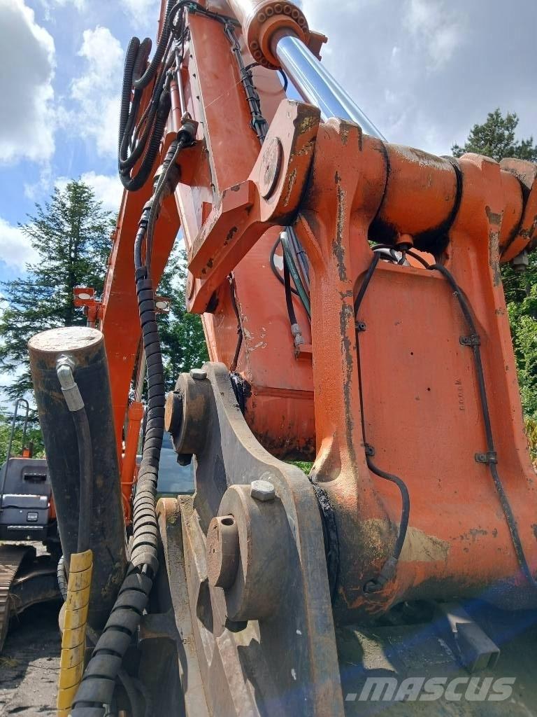 Hitachi ZX 290 LC-5B Kāpurķēžu ekskavatori