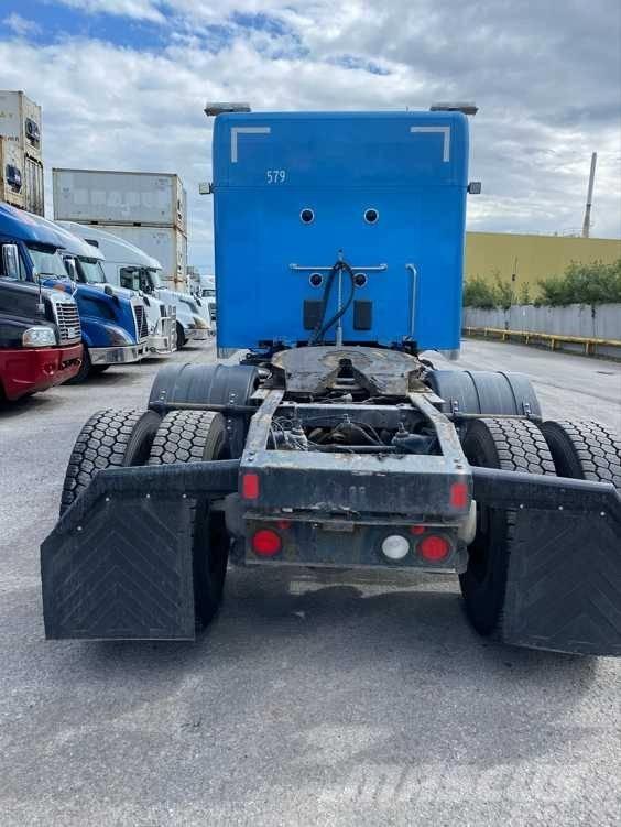Peterbilt 579 Vilcēji