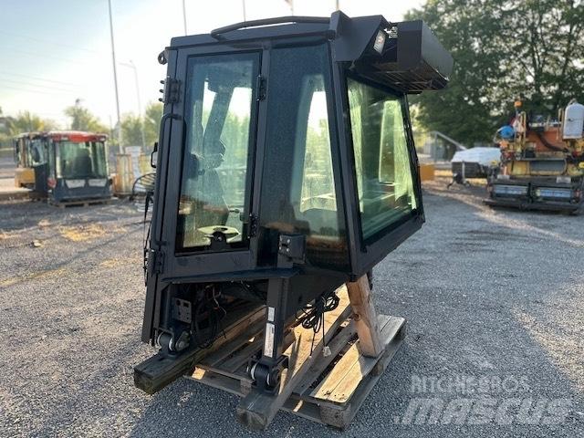 CASE D 1650 NEW CAB Kabīnes un interjers
