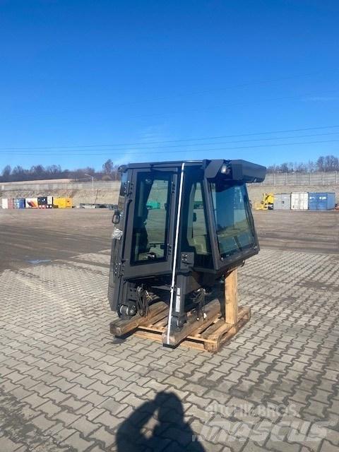 CASE D 1650 NEW CAB Kabīnes un interjers