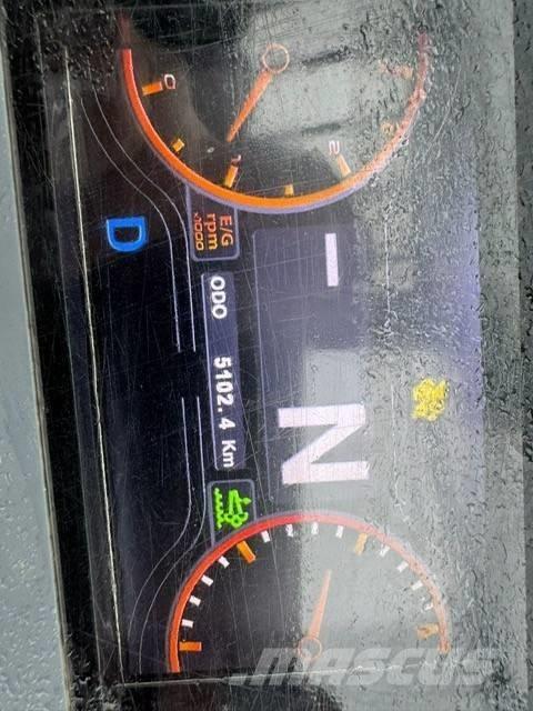 Doosan D80SC-7 Tehnika ar dīzeļa dzinēju