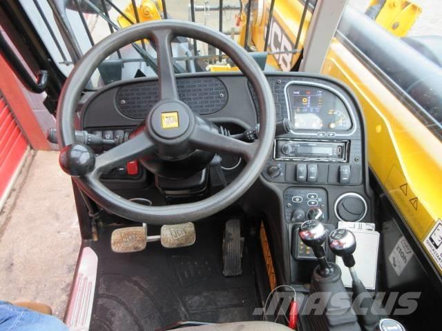 JCB 540-140 Teleskopiskie manipulatori