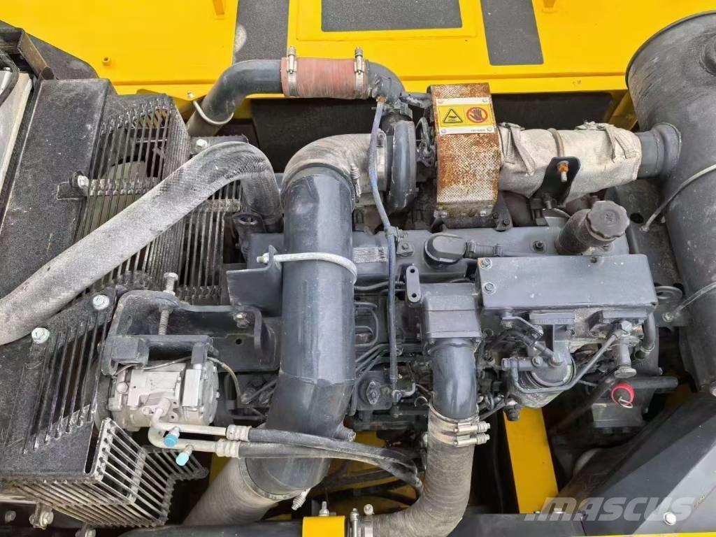 Komatsu PC 350 LC Kāpurķēžu ekskavatori