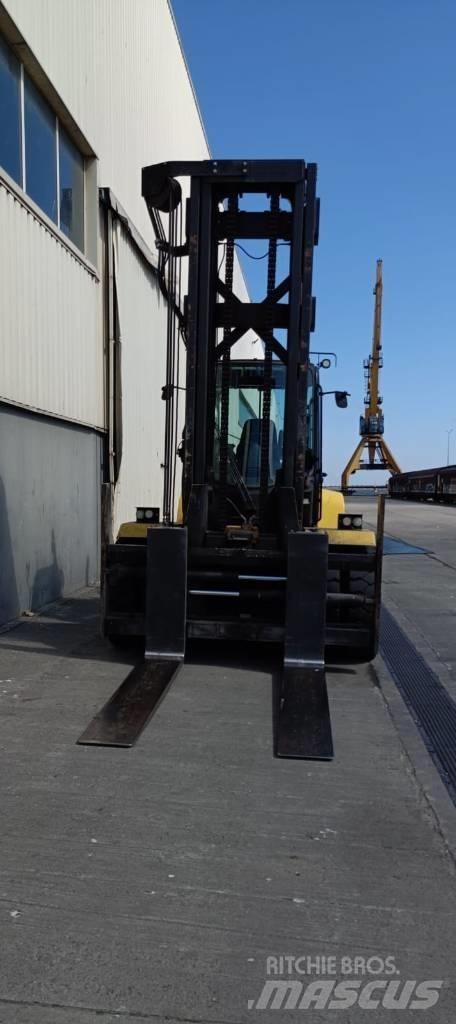 Hyster H14XM6 Tehnika ar dīzeļa dzinēju