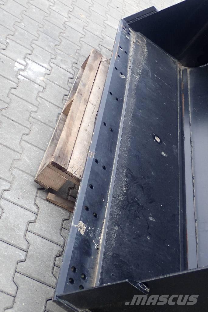 JCB 4x1 Łyżka Grāvju arkls