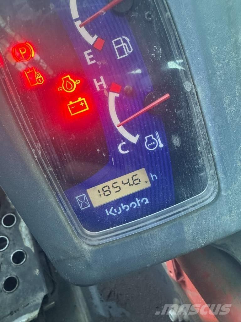 Kubota SSV 75 Lietoti riteņu kompaktiekrāvēji