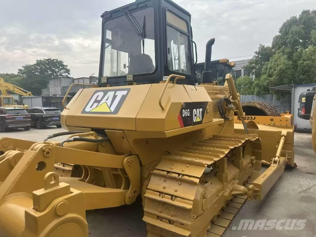 CAT D 6 G Kāpurķēžu buldozeri
