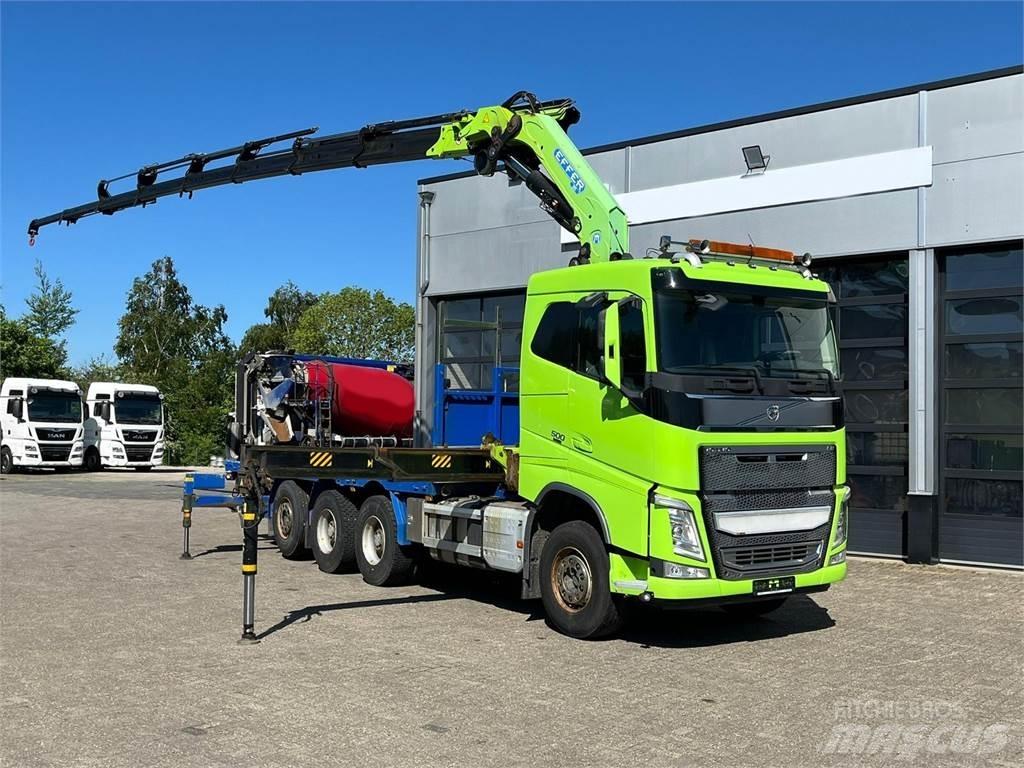Volvo FH 500 8X4 Smagās mašīnas ar celtni