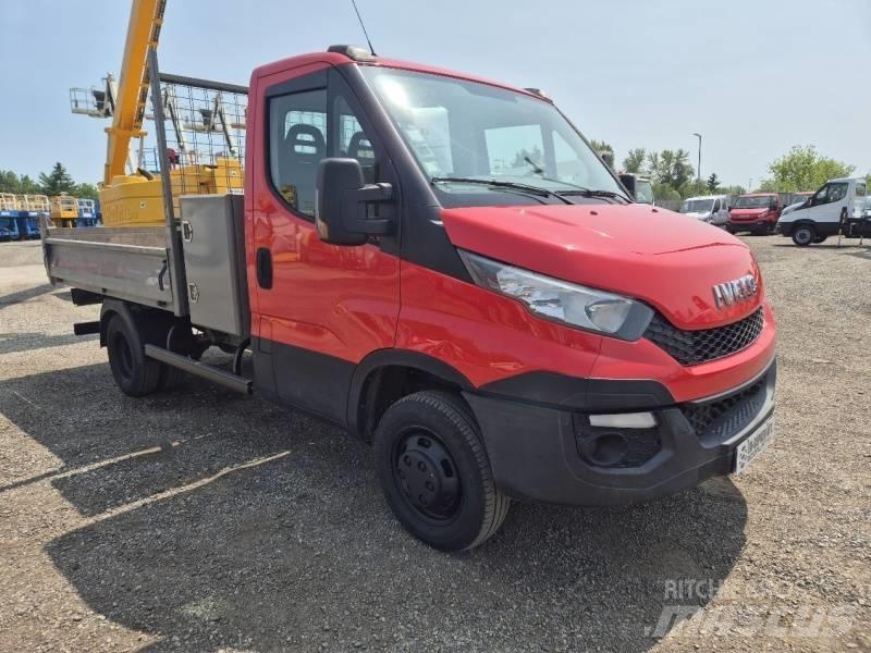 Iveco 35C13 - Tipper Pašizgāzējs