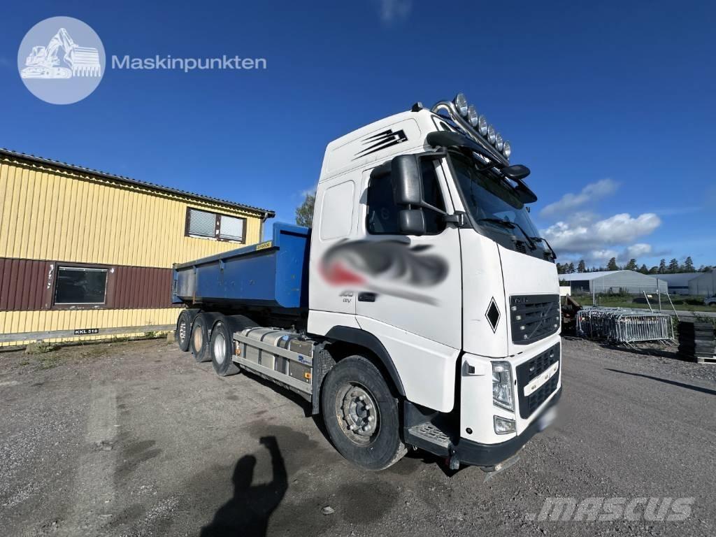 Volvo FH 500 Treileri ar āķi