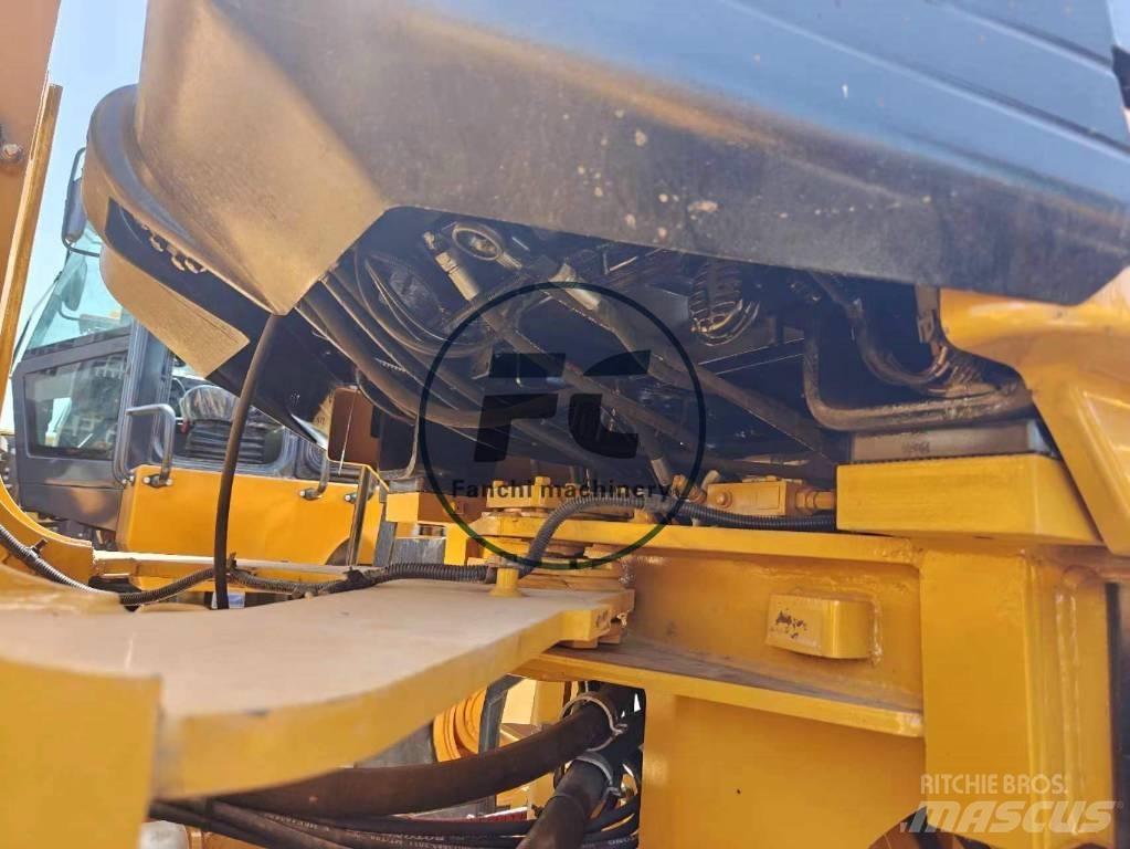CAT 966 H Iekrāvēji uz riteņiem