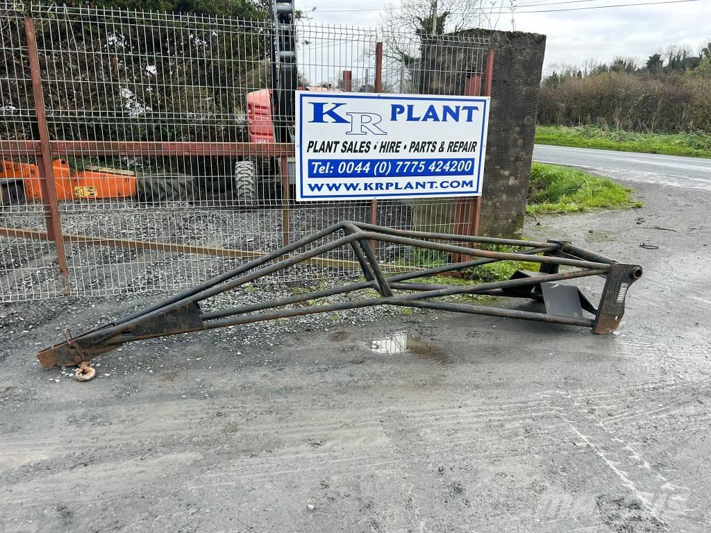 Manitou p600 Kāpurķēžu ekskavatori