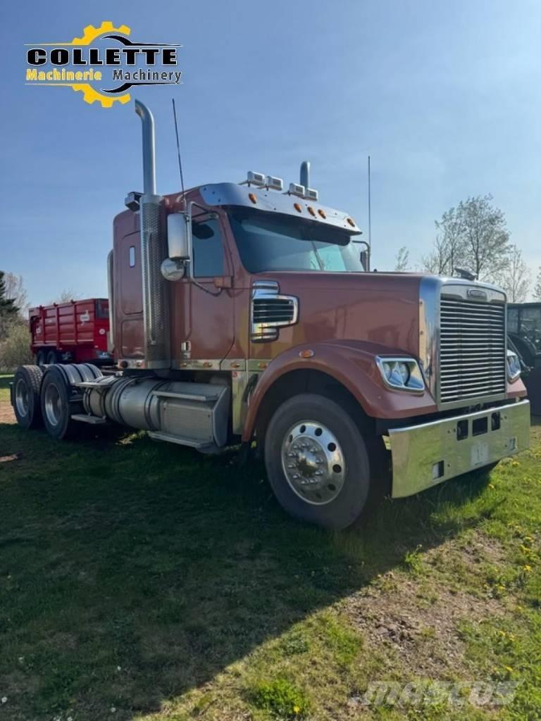 Freightliner 122 SD Vilcēji