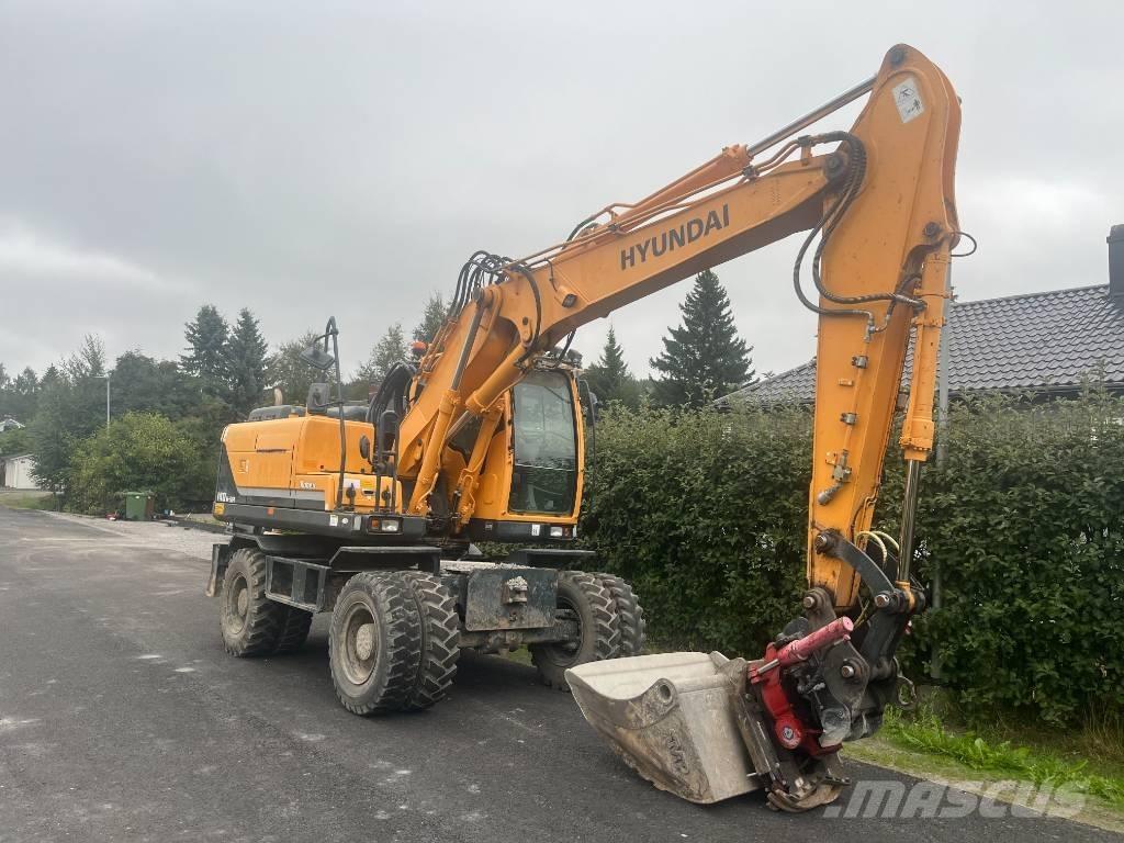 Hyundai 140W-9A Ekskavatori uz riteņiem