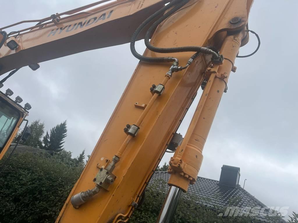 Hyundai 140W-9A Ekskavatori uz riteņiem
