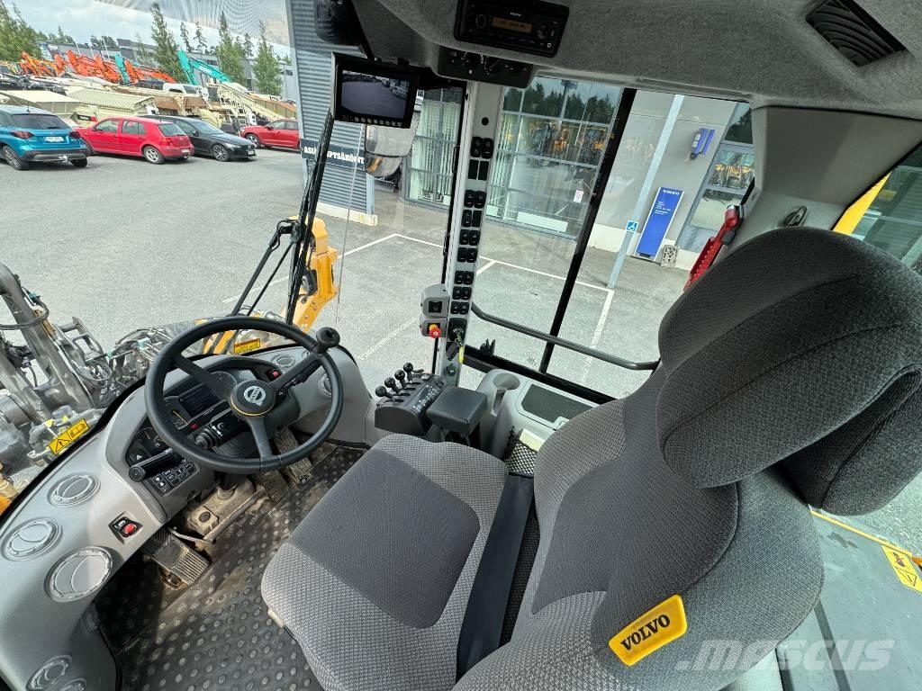 Volvo L 60 H Iekrāvēji uz riteņiem