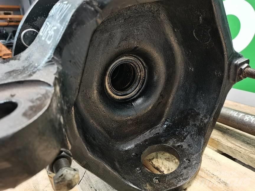 Manitou MHT 790 axle Asis