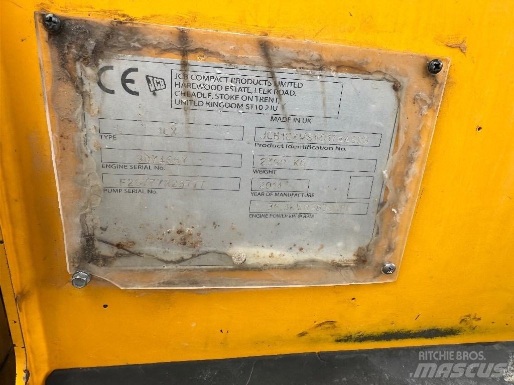 JCB 1 CX Ekskavatori-iekrāvēji